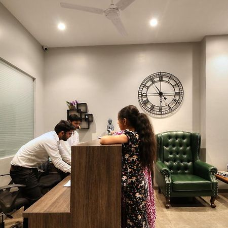 Magnus Fortune House Business Hotel , Magarpatta Mundhwa Экстерьер фото