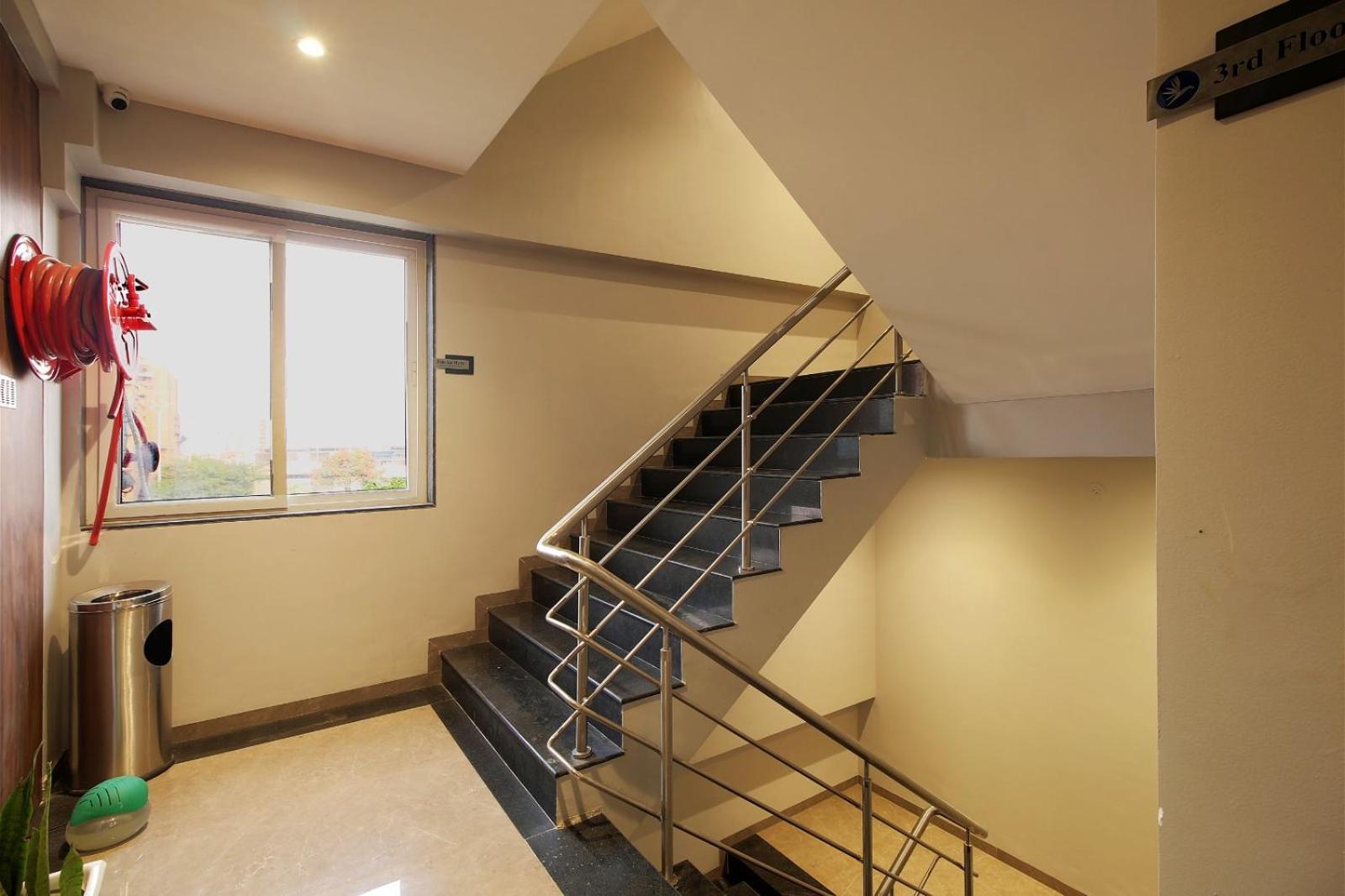 Magnus Fortune House Business Hotel , Magarpatta Mundhwa Экстерьер фото