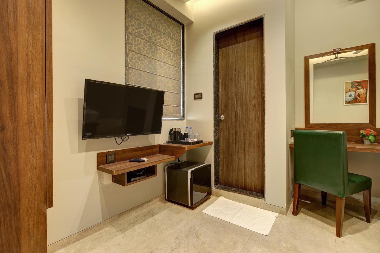 Magnus Fortune House Business Hotel , Magarpatta Mundhwa Экстерьер фото