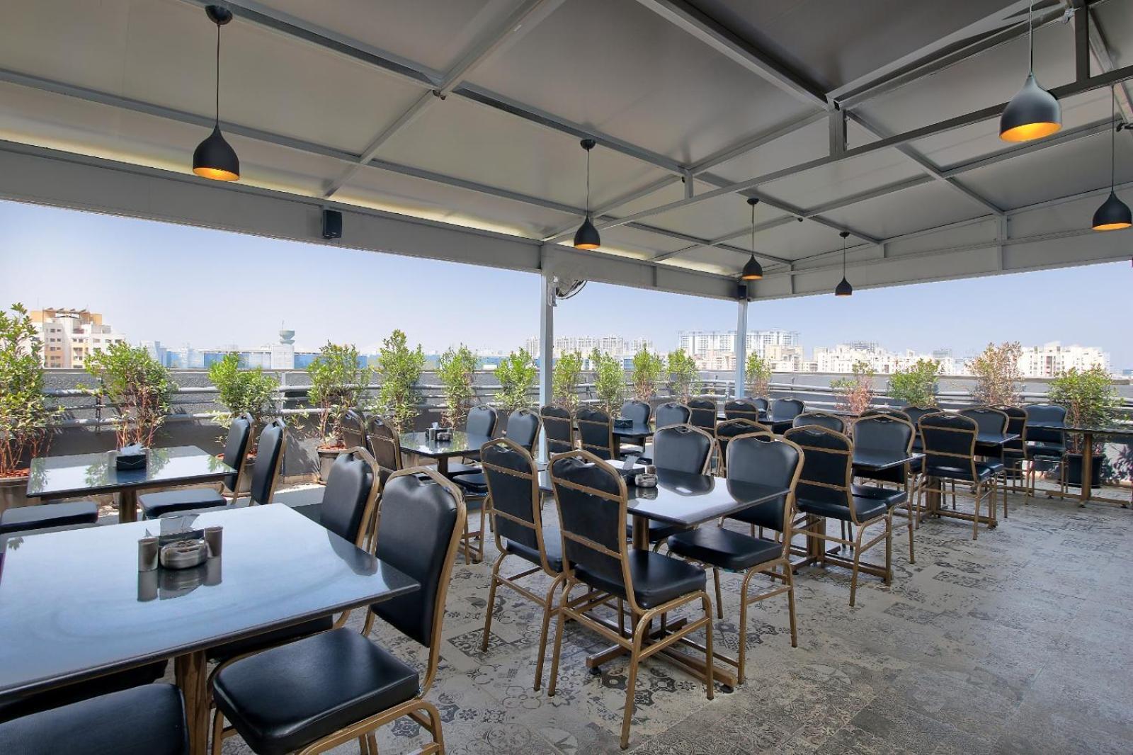 Magnus Fortune House Business Hotel , Magarpatta Mundhwa Экстерьер фото
