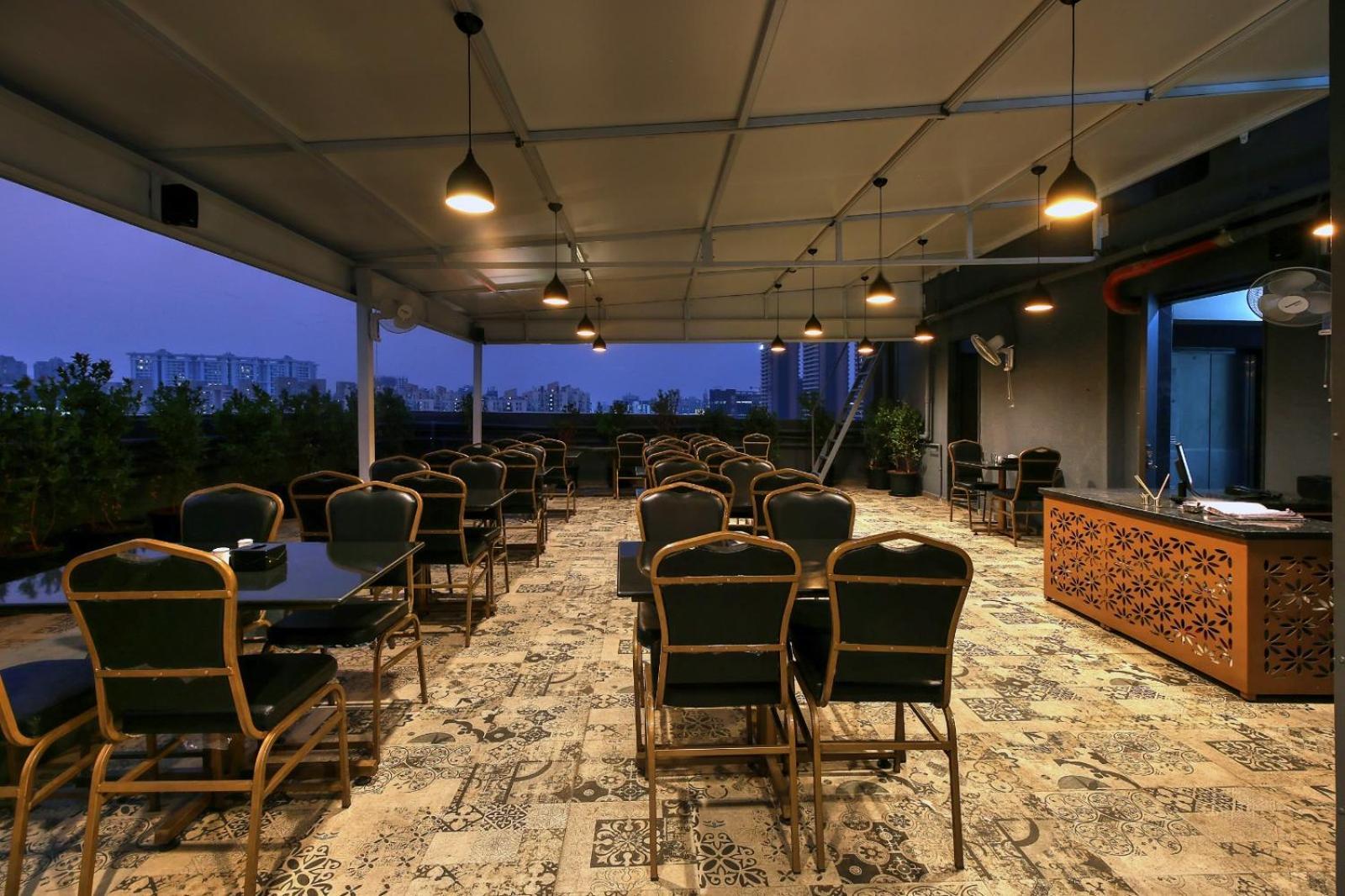 Magnus Fortune House Business Hotel , Magarpatta Mundhwa Экстерьер фото