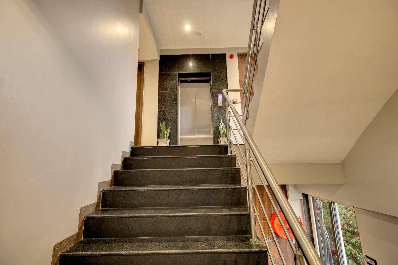 Magnus Fortune House Business Hotel , Magarpatta Mundhwa Экстерьер фото