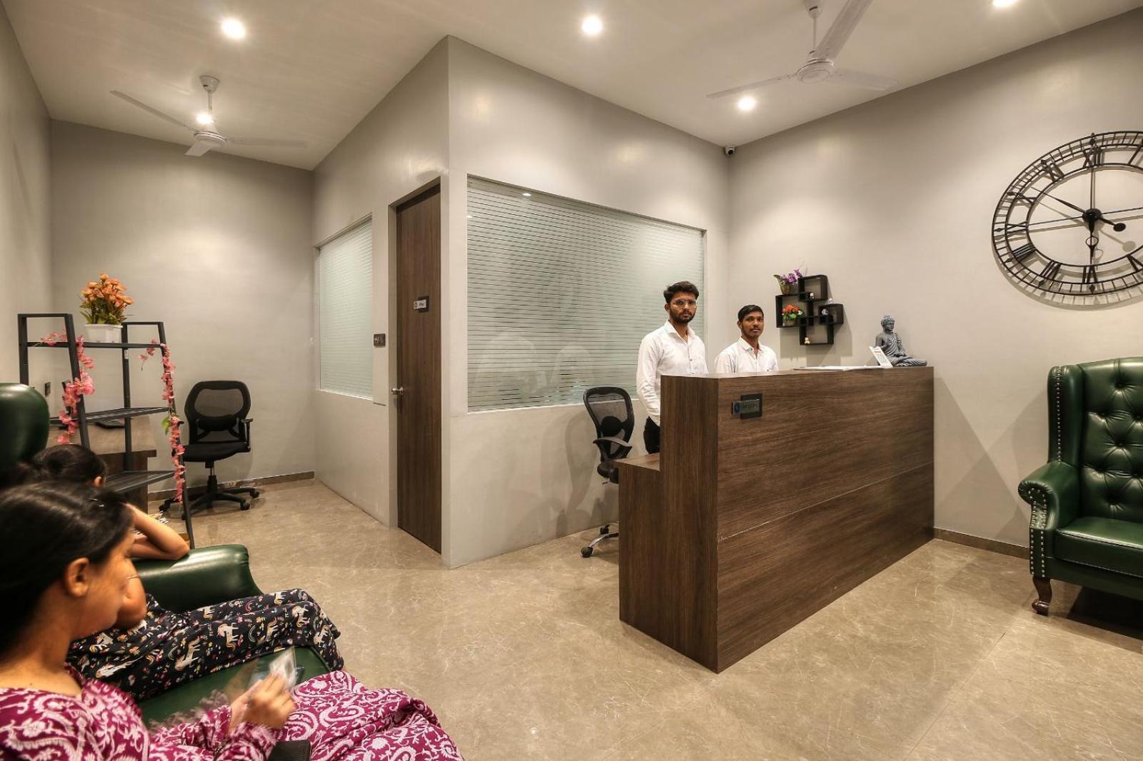 Magnus Fortune House Business Hotel , Magarpatta Mundhwa Экстерьер фото