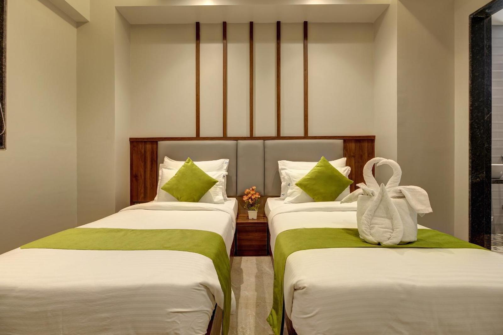 Magnus Fortune House Business Hotel , Magarpatta Mundhwa Экстерьер фото