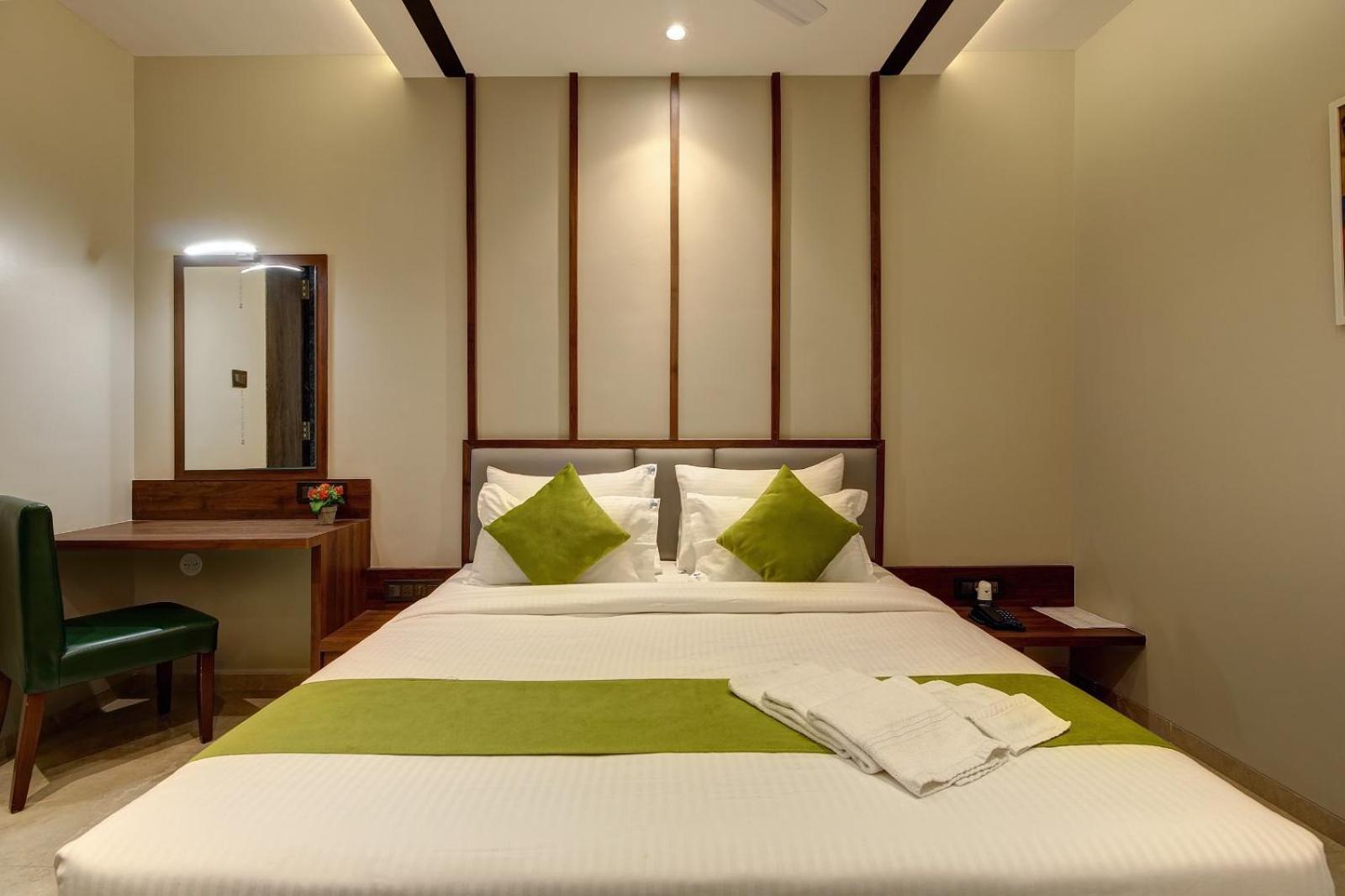 Magnus Fortune House Business Hotel , Magarpatta Mundhwa Экстерьер фото